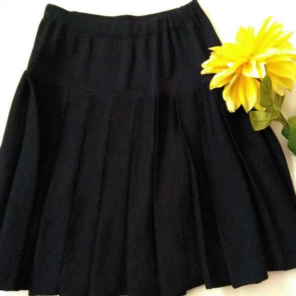 St. John Basics Womens Navy Drop Waist Pleat Skirt - Picture 1 of 4